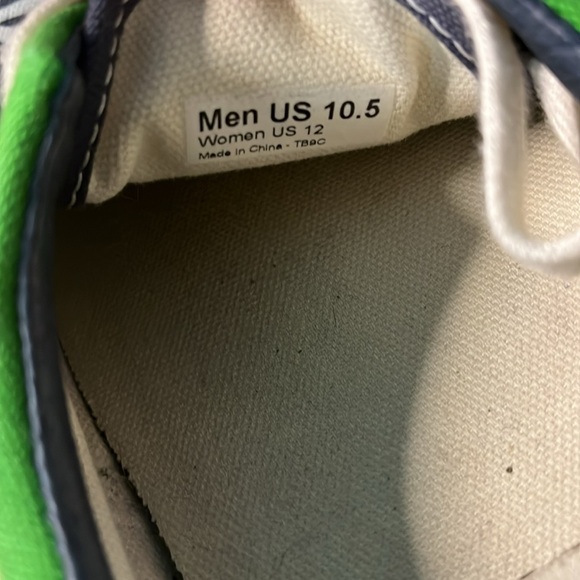 2 pair Vans: Green &navy palm trees and Yellow blue olive purple and black patch - Picture 8 of 14